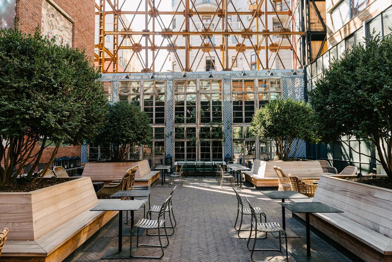 Rooms Hotel Tbilisi Exterior photo The outdoor patio at the restaurant